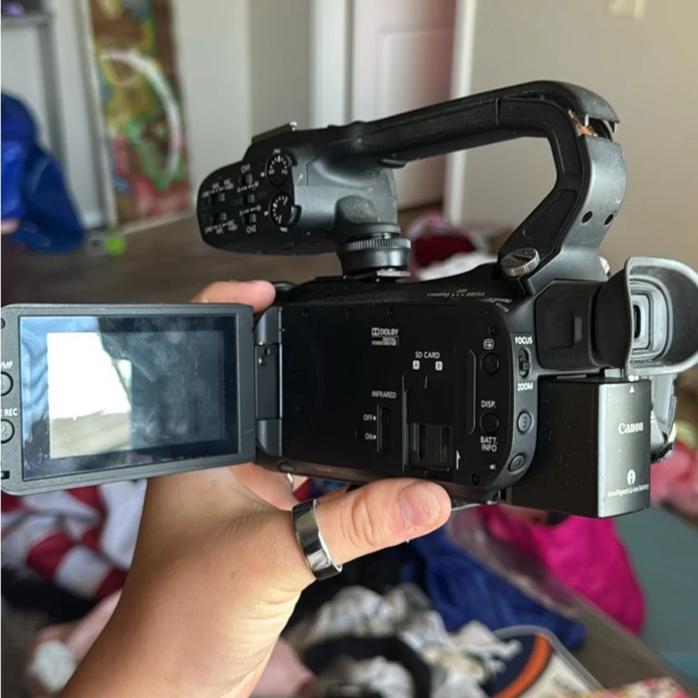 Canon XA11 Black Professional Video Camera with Flip-Out LCD